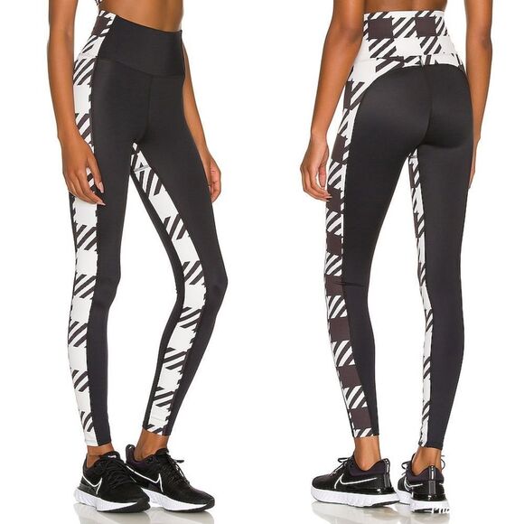 Beach Riot Houndstooth Leggings Medium High Waist - Picture 1 of 4